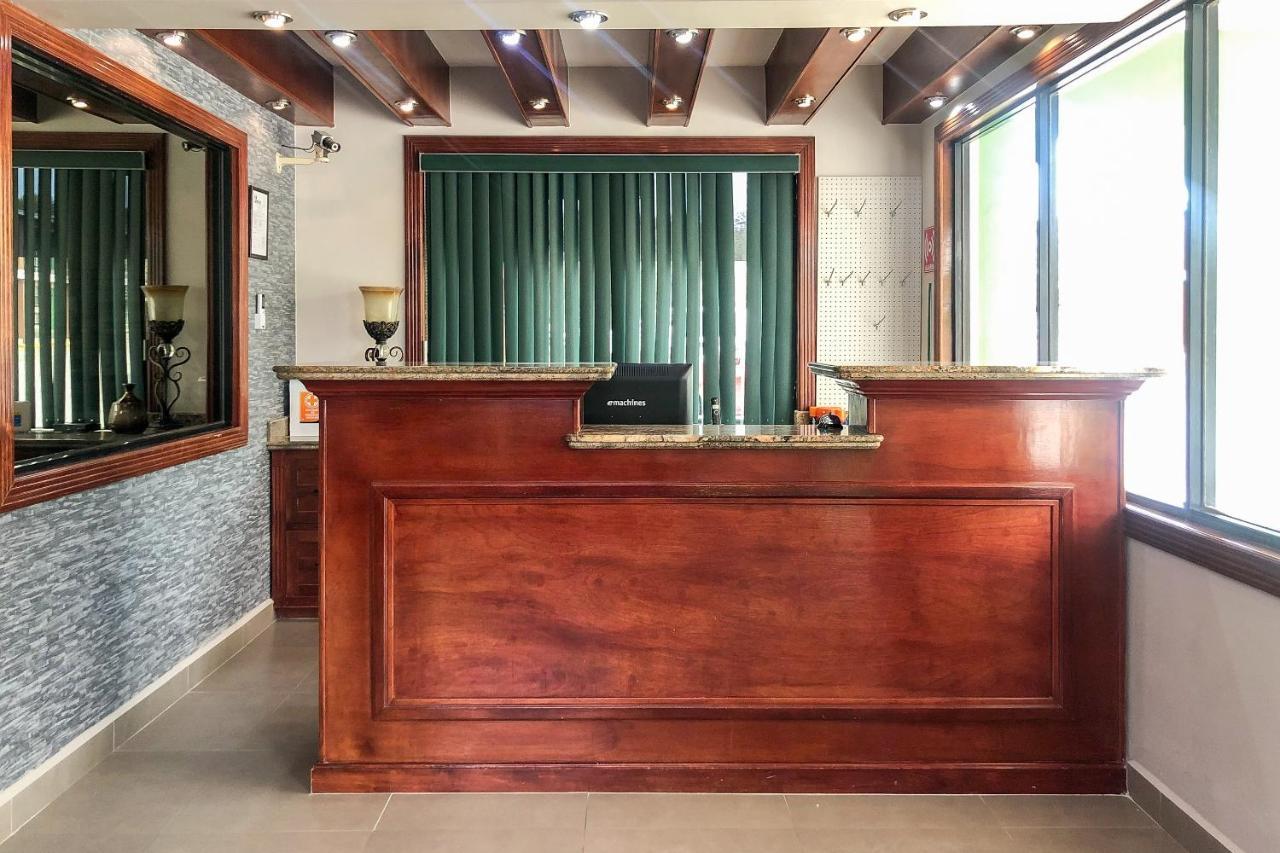 Capital O Palms Hotel, Acuna Ciudad Acuña 外观 照片