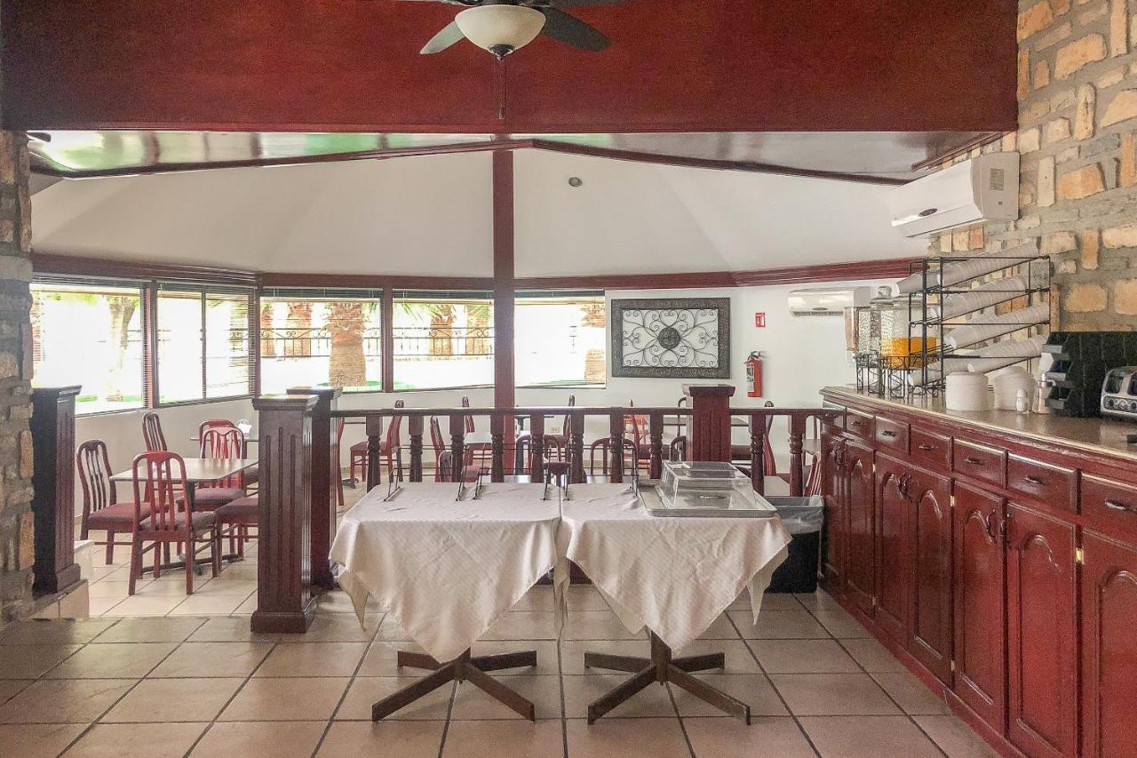 Capital O Palms Hotel, Acuna Ciudad Acuña 外观 照片