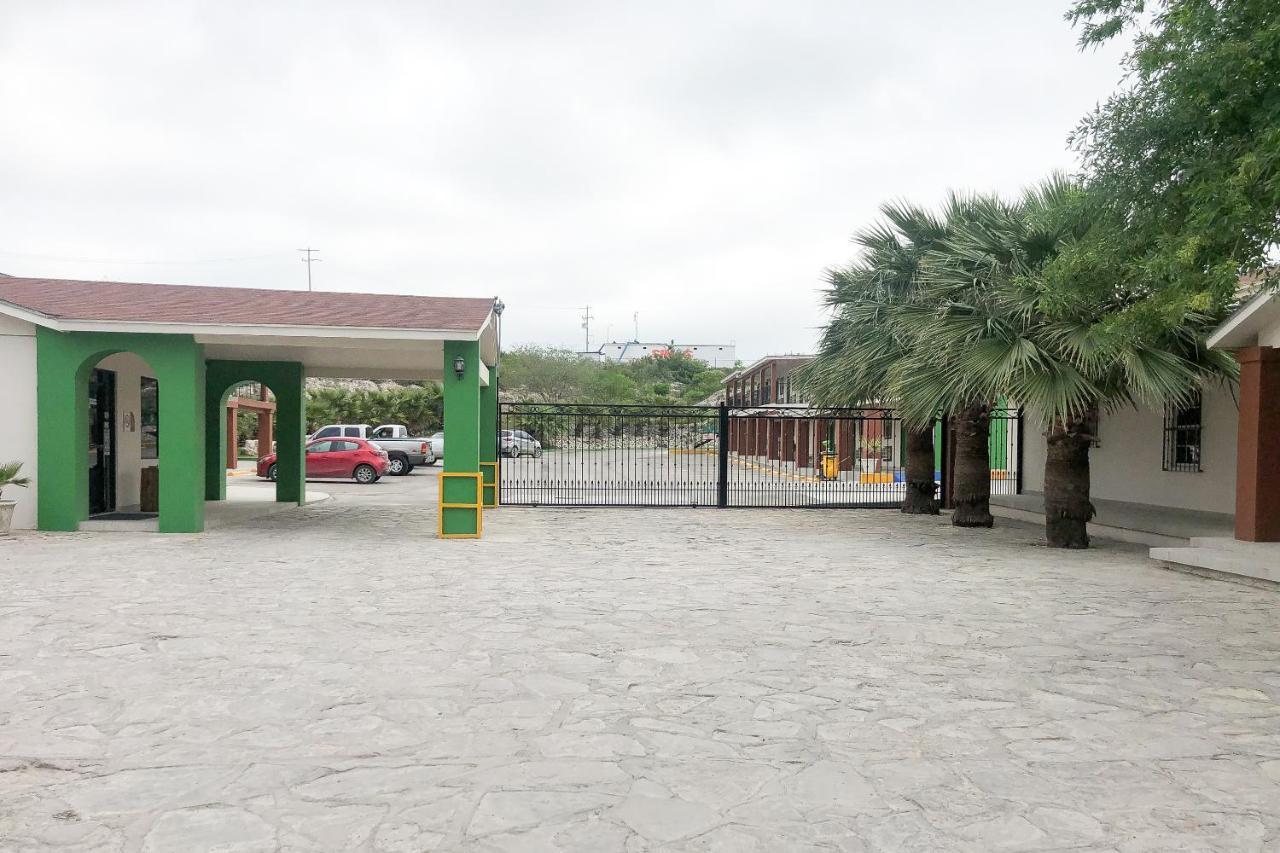 Capital O Palms Hotel, Acuna Ciudad Acuña 外观 照片